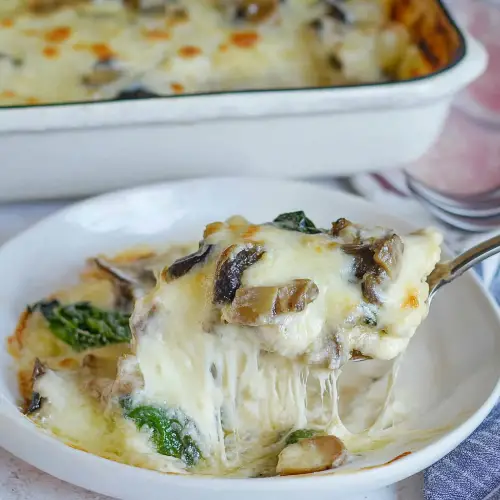 🍽️ Chicken, Spinach & Mushroom Low Carb Oven Dish